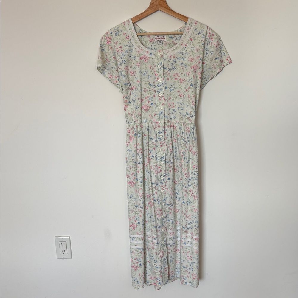 Floral Button-Front Midi Dress in Light Cream